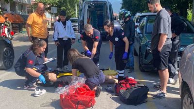 Bolu’da seyir halindeki hafif ticari araçla çarpıştıktan sonra savrularak park