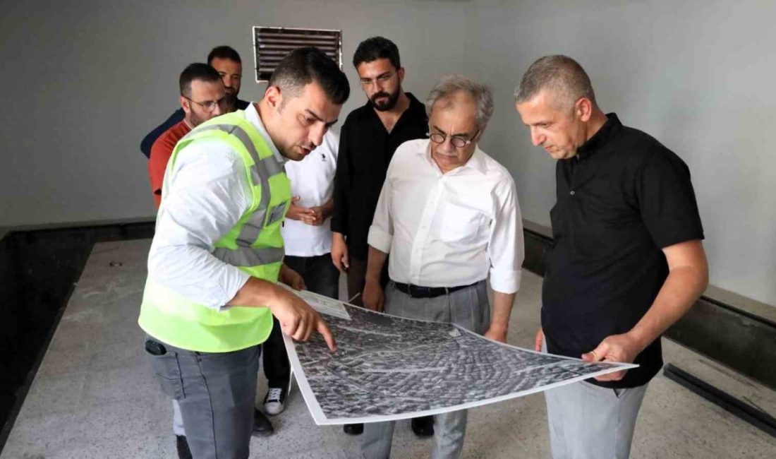 Kocaeli Büyükşehir Belediyesi Genel Sekreteri Hayri Baraçlı, Gebze’de yapımı devam