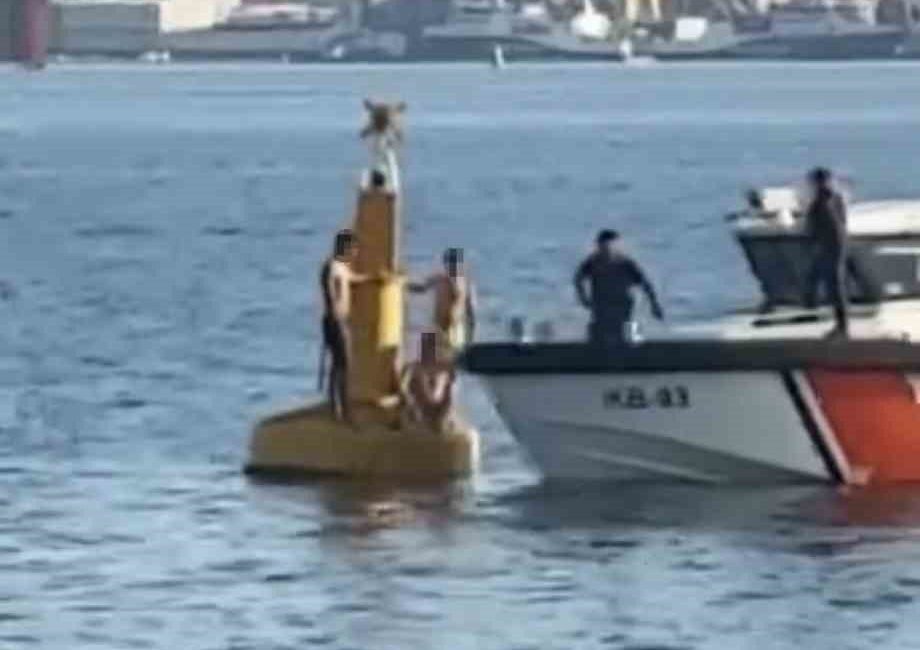Osmangazi Köprüsü’nün Kocaeli ayağında denize giren 3 kişi, boğulmamak için