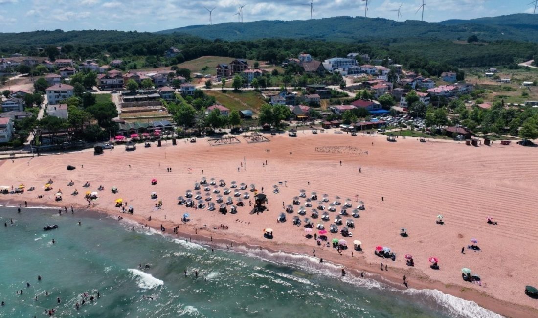 Kocaeli’nin Kandıra ilçesinde olumsuz hava ve deniz şartları nedeniyle Kovanağzı,