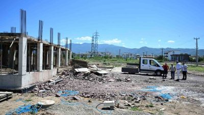Kartepe’de inşası süren Polis Merkezi Amirliği binasındaki çalışmalar planlanan takvime