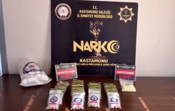 Kastamonu İl Emniyet Müdürlüğü ekiplerince düzenlenen narkotik operasyonunda 387,28 gram