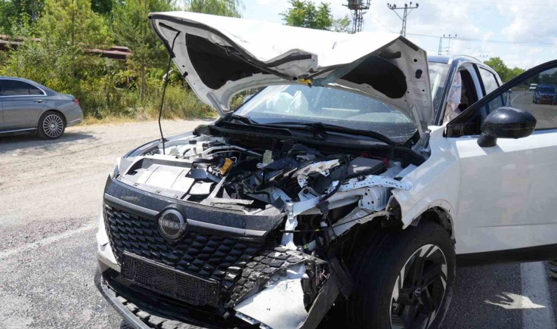 Kastamonu’da cip ile otomobil çarpıştı: 1’i ağır 5 yaralı Kastamonu’da otomobil ile cipin çarpıştığı kazada 1’i ağır 5 kişi