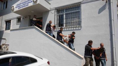 Kocaeli merkezli 3 ilde, düzensiz göçmen kaçakçılığına yönelik düzenlenen operasyonlarda