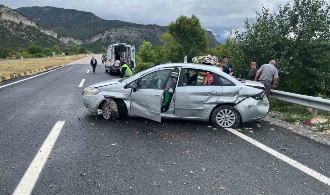 Kastamonu’nun Hanönü ilçesinde sürücüsünün direksiyon hakimiyetini kaybetmesi sonucu kontrolden çıkan