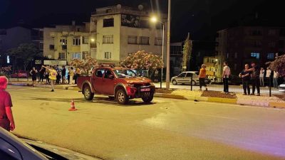 Bilecik’te bir otomobilin, yaya geçidinden geçmeye çalışan motosiklete çarpması sonucu