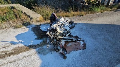 Sakarya’nın Sapanca ilçesinde otomobil ile motosikletin çarpıştığı trafik kazasında 1’i
