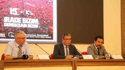 Kastamonu Üniversitesi’nde düzenlenen 15 temmuz Demokrasi ve Milli Birlik Paneli’nde