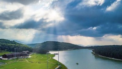 Düzce, doğal güzellikleri, serin iklimi ve modern tesisleriyle profesyonel futbol