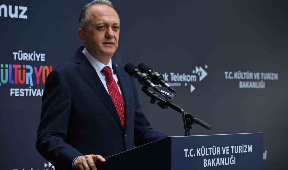 Sakarya’da düzenlenen Türkiye Kültür Yolu Festivali’nin açılışında konuşan Kültür ve