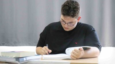 ÖSYM’nin YKS sürecinde bir sorunun cevap anahtarını değiştirmesi üzerine hukuki