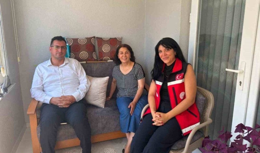 Bilecik’te, vefatının sene-i devriyesi olan şehit Zafer İpek’in ailesi ziyaret