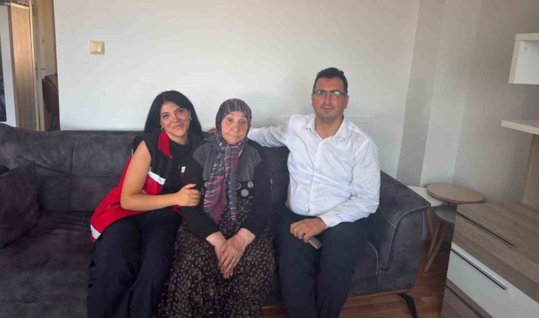 Bilecik’te, şehit Hüseyin Horasan’ın ailesine sene-i devriye ziyareti gerçekleştirildi. Bilecik