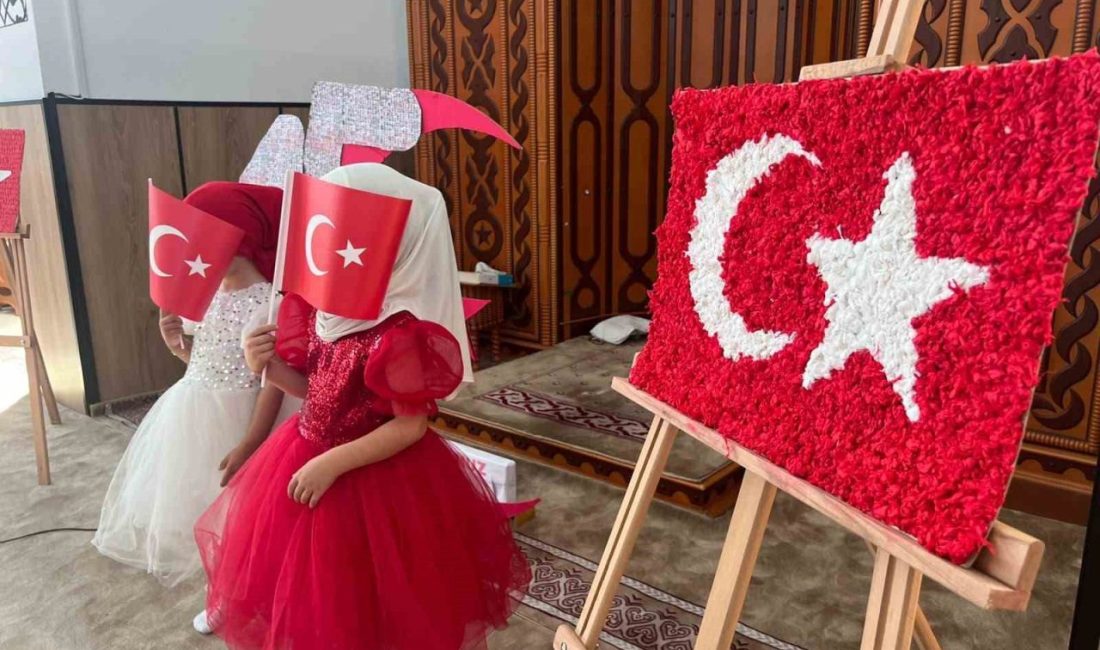 Şehitler için hatim ve anma programı düzenlendi DÜZCE (İHA) – Düzce’de 15 Temmuz Demokrasi ve Milli Birlik