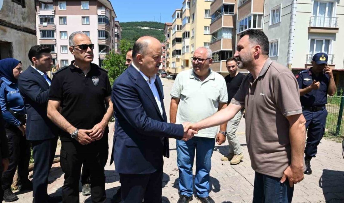 Kastamonu’nun Cide ilçesinde meydana gelen sel felaketinin ardından temizlik ve