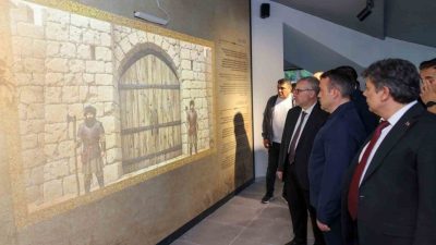 Bilecik Valisi Faik Oktay Sözer, bir heyetle birlikte Söğüt ilçesinde