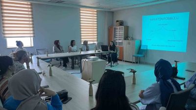 Düzce’de toplum sağlığını güçlendirmeye yönelik sürdürülen Sağlıklı Hayat Saatleri etkinlikleri