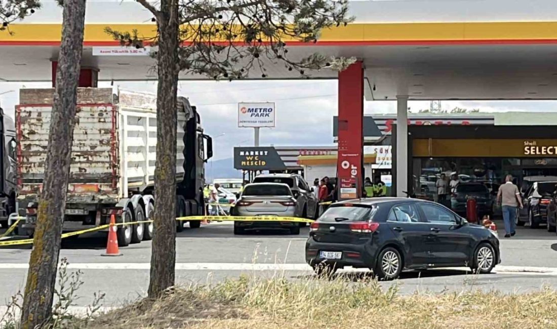 Bolu’nun Dörtdivan ilçesinde TEM Otoyolu üzerinde bulunan bir akaryakıt istasyonunda
