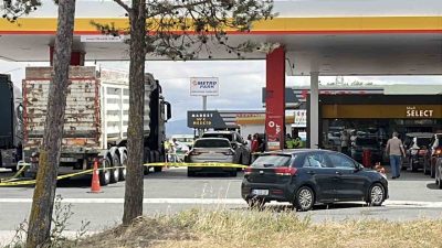 Bolu’nun Dörtdivan ilçesinde TEM Otoyolu üzerinde bulunan bir akaryakıt istasyonunda