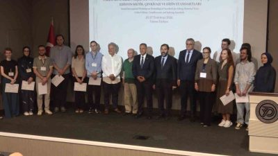 Yalova’da Halil İnalcık Osmanlı Tarihi Araştırmaları Enstitüsü’nce düzenlenen “Tarihî Metinlerin