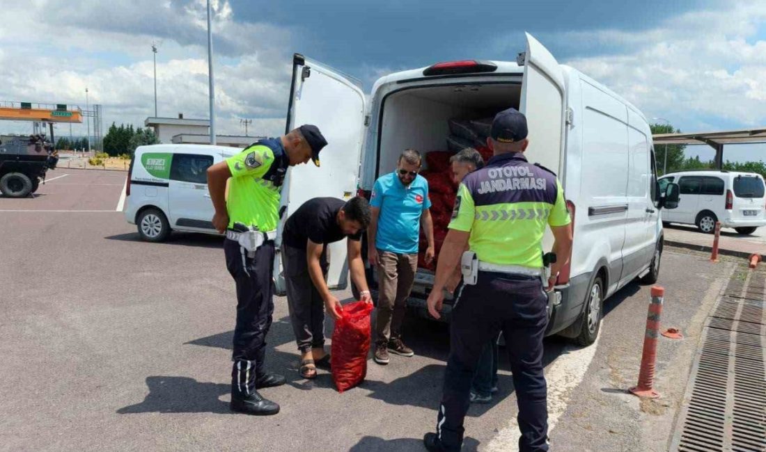Yalova’da Osman Gazi Köprüsü’nde gerçekleştirilen denetimde, yaklaşık 3 ton kaçak