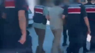 Yalova’da jandarma tarafından düzenlenen uyuşturucu operasyonunda 3 şüpheli tutuklandı. Alınan