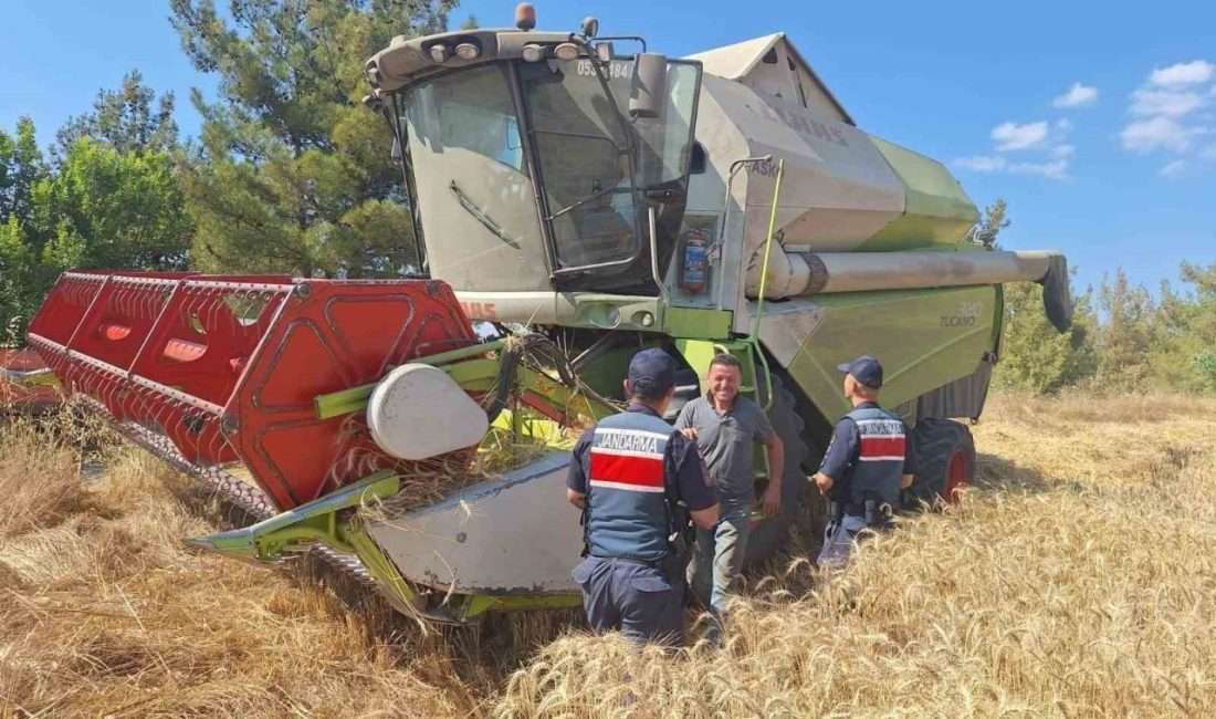 Bilecik’te hasat sezonunun başlamasıyla çıkabilecek yangınlara karşı biçerdöverler kontrol edildi.