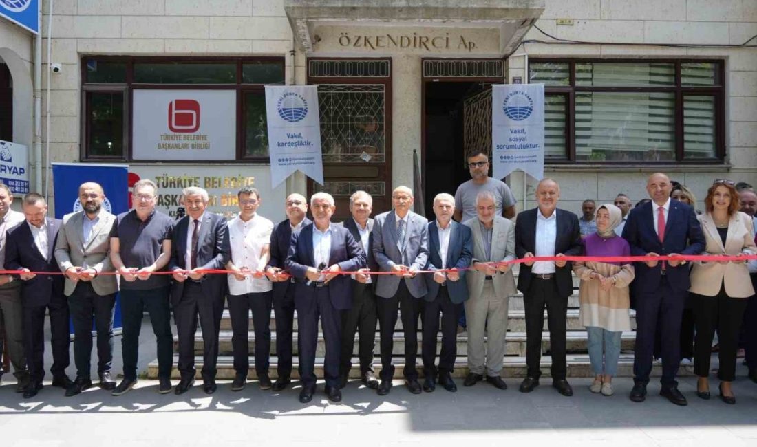 Türkiye genelinde binlerce öğrenciye burs, eğitim ve yurt imkanı sağlayan