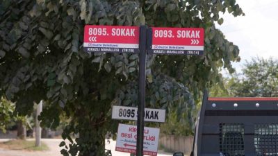 Düzce Belediye Başkanı Dr. Faruk Özlü’nün mahalle ziyaretleri kapsamında vatandaşlardan
