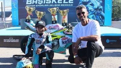 Kocaeli’nin Başiskele ilçesinde düzenlenen Türkiye Süpermoto Şampiyonası ile FIM MotoMini