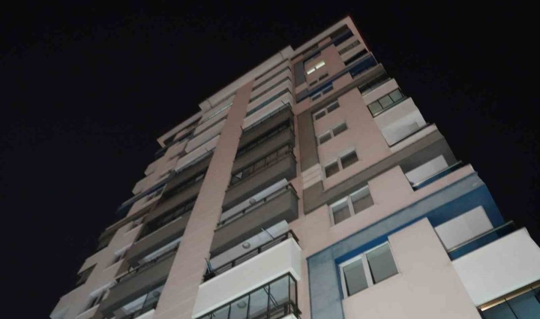 Kastamonu’da 12. kattaki balkondan düşen 49 yaşındaki kadın öldü 🔊 Haberi Sesli Dinle Hazır ▶ Dinle ⏸ Duraklat ⏹