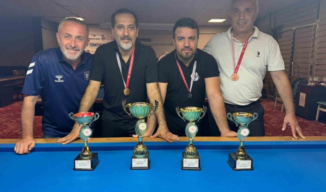 Düzce’de 3 Bant Bilardo İl Birinciliği’nde şampiyon Baha Alptekin 🔊 Haberi Sesli Dinle Hazır ▶ Dinle ⏸ Duraklat ⏹
