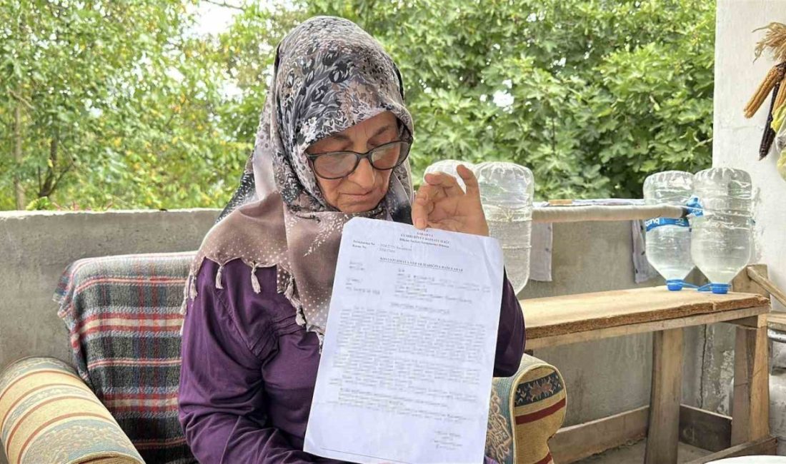 Sakarya’nın Erenler ilçesinde yaşayan 59 yaşındaki Melek Bayraktar, 3 kızı