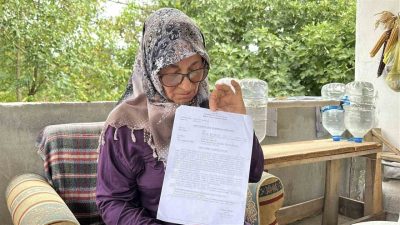 Sakarya’nın Erenler ilçesinde yaşayan 59 yaşındaki Melek Bayraktar, 3 kızı
