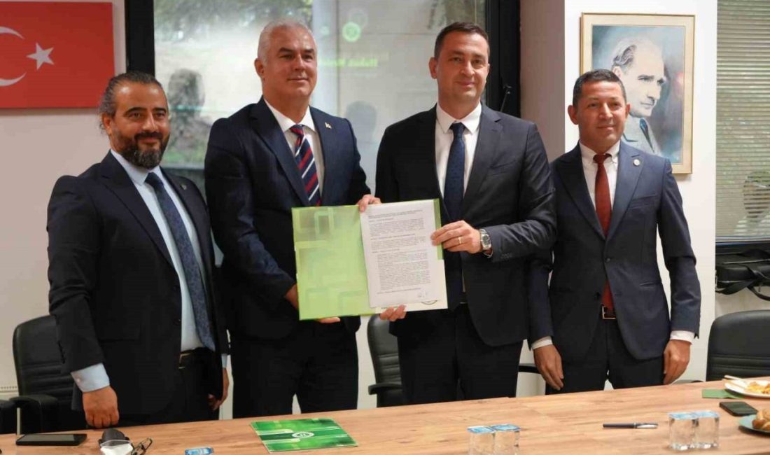 Kocaeli Üniversitesi Hukuk Fakültesi’nde, öğrencileri mesleki hayata hazırlayacak ve teorik
