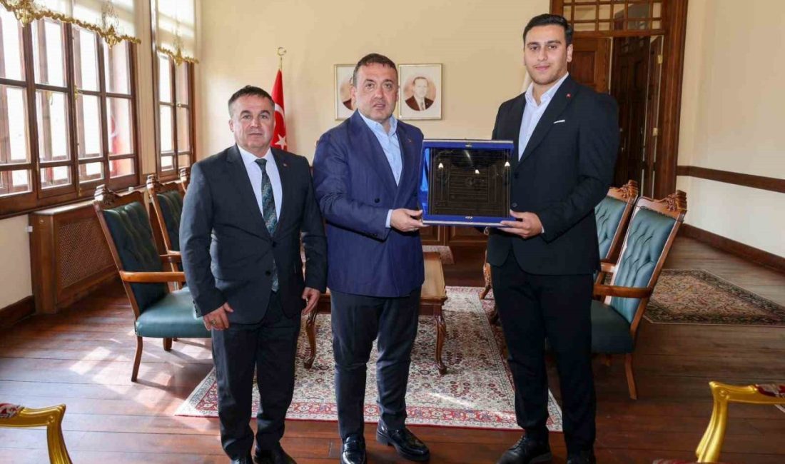 Ahilik Sancağı Bilecik’e ulaştı 🔊 Haberi Sesli Dinle Hazır ▶ Dinle ⏸ Duraklat ⏹