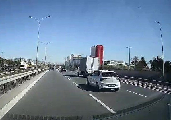 🔊 Haberi Sesli Dinle Hazır ▶ Dinle ⏸ Duraklat ⏹