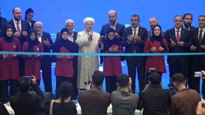 Millî Eğitim Bakanı Yusuf Tekin, “Değişikliklerin neticesinde uluslararası göstergelerde çıtamız