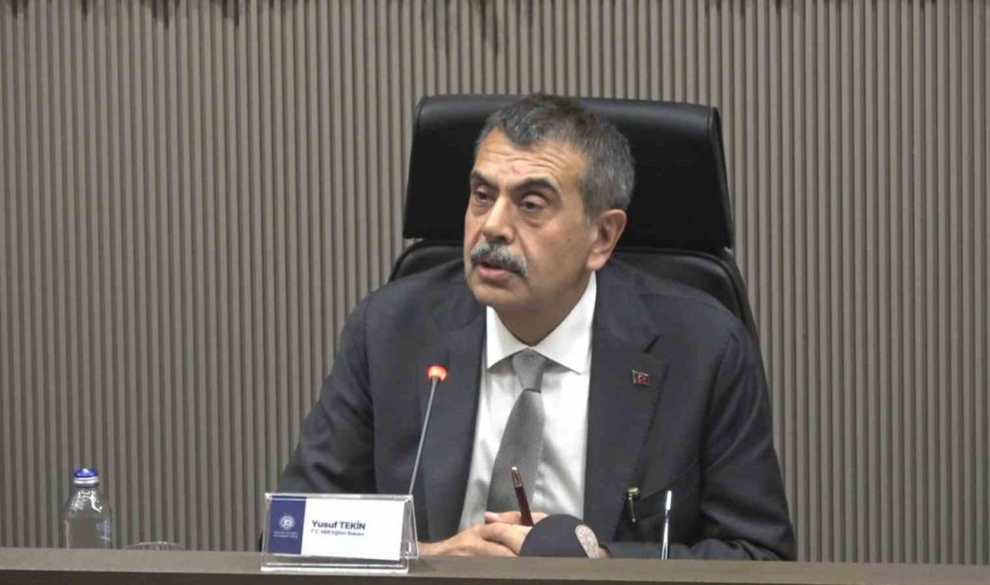 Milli Eğitim Bakanı Yusuf Tekin, Yalova Ticaret ve Sanayi Odasında
