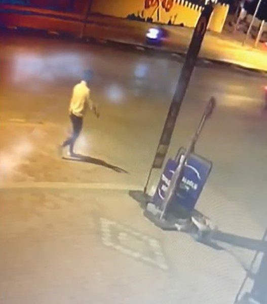 Bilecik’te iki ayrı noktada araçlara zarar veren şüpheli kamerada 🔊 Haberi Sesli Dinle Hazır ▶ Dinle ⏸ Duraklat ⏹