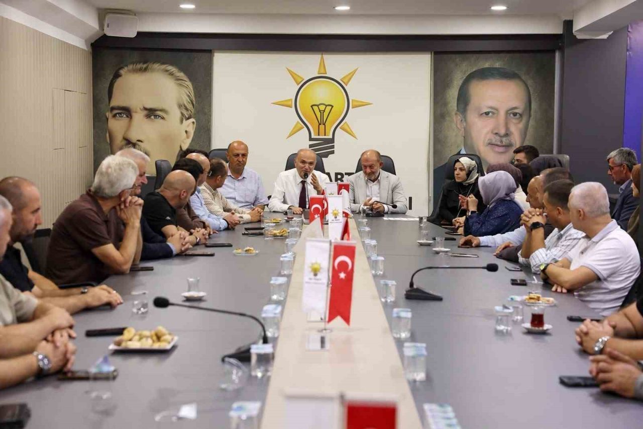 Düzce Belediye Başkanı Dr. Faruk Özlü, şehrin merkezinde ciddi bir