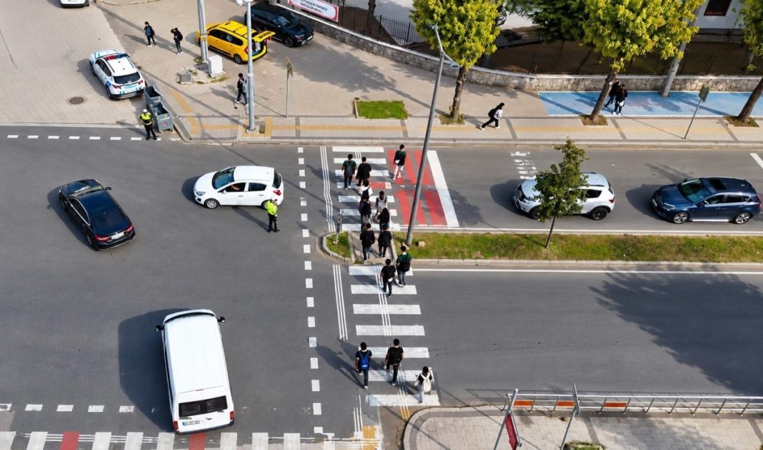 Düzce’de 148 okulun güvenliği için koordinasyon ve motorize ekipler görevlendirildi 🔊 Haberi Sesli Dinle Hazır ▶ Dinle ⏸ Duraklat ⏹
