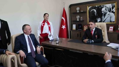 🔊 Haberi Sesli Dinle Hazır ▶ Dinle ⏸ Duraklat ⏹