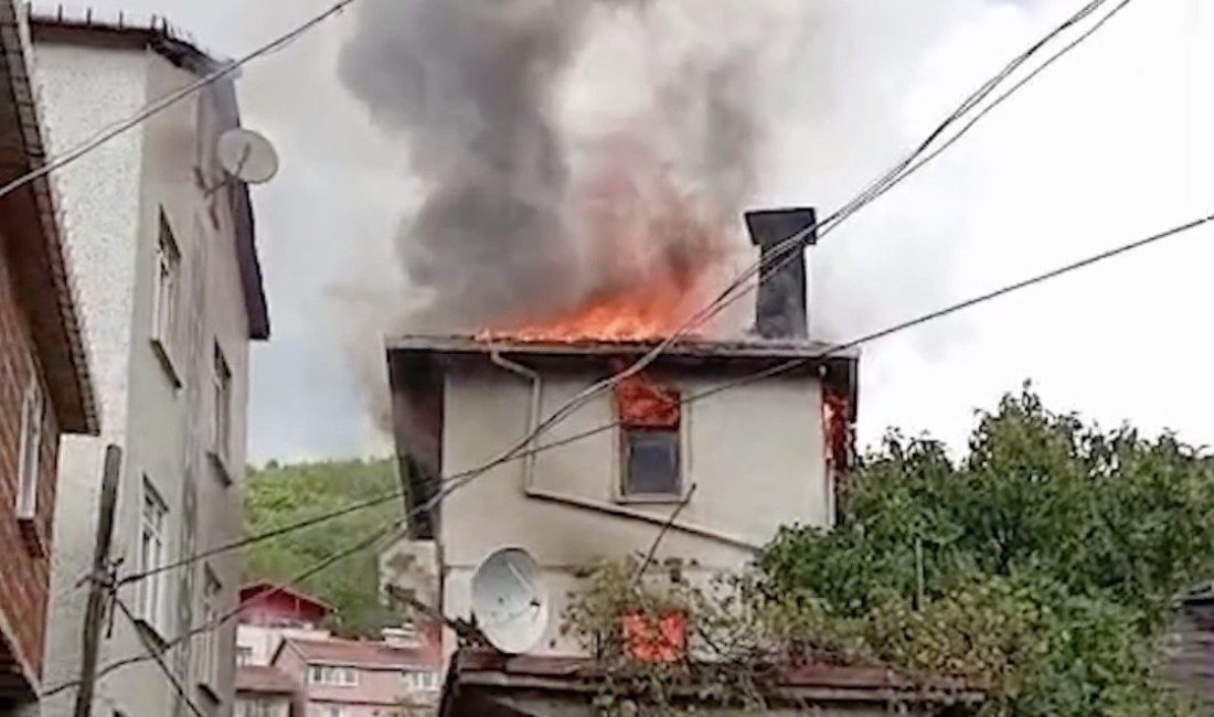 🔊 Haberi Sesli Dinle Hazır ▶ Dinle ⏸ Duraklat ⏹