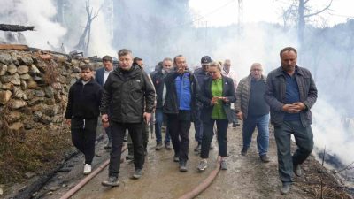 🔊 Haberi Sesli Dinle Hazır ▶ Dinle ⏸ Duraklat ⏹