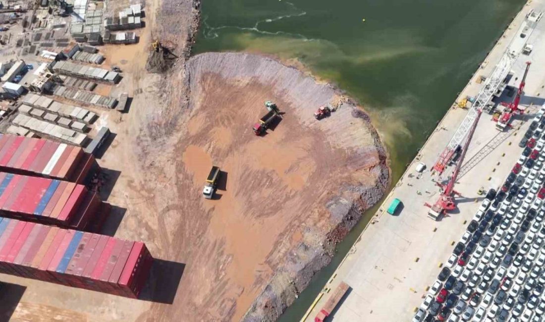 Safiport Limanı’nın deniz dolgusu 11 yılda alanını yaklaşık üç kat büyüttü 🔊 Haberi Sesli Dinle Hazır ▶ Dinle ⏸ Duraklat ⏹