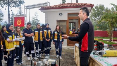🔊 Haberi Sesli Dinle Hazır ▶ Dinle ⏸ Duraklat ⏹