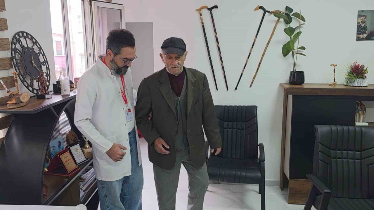 Zonguldak’ın Ereğli ilçesinde yaşayan 72 yaşındaki emekli maden işçisi Ahmet