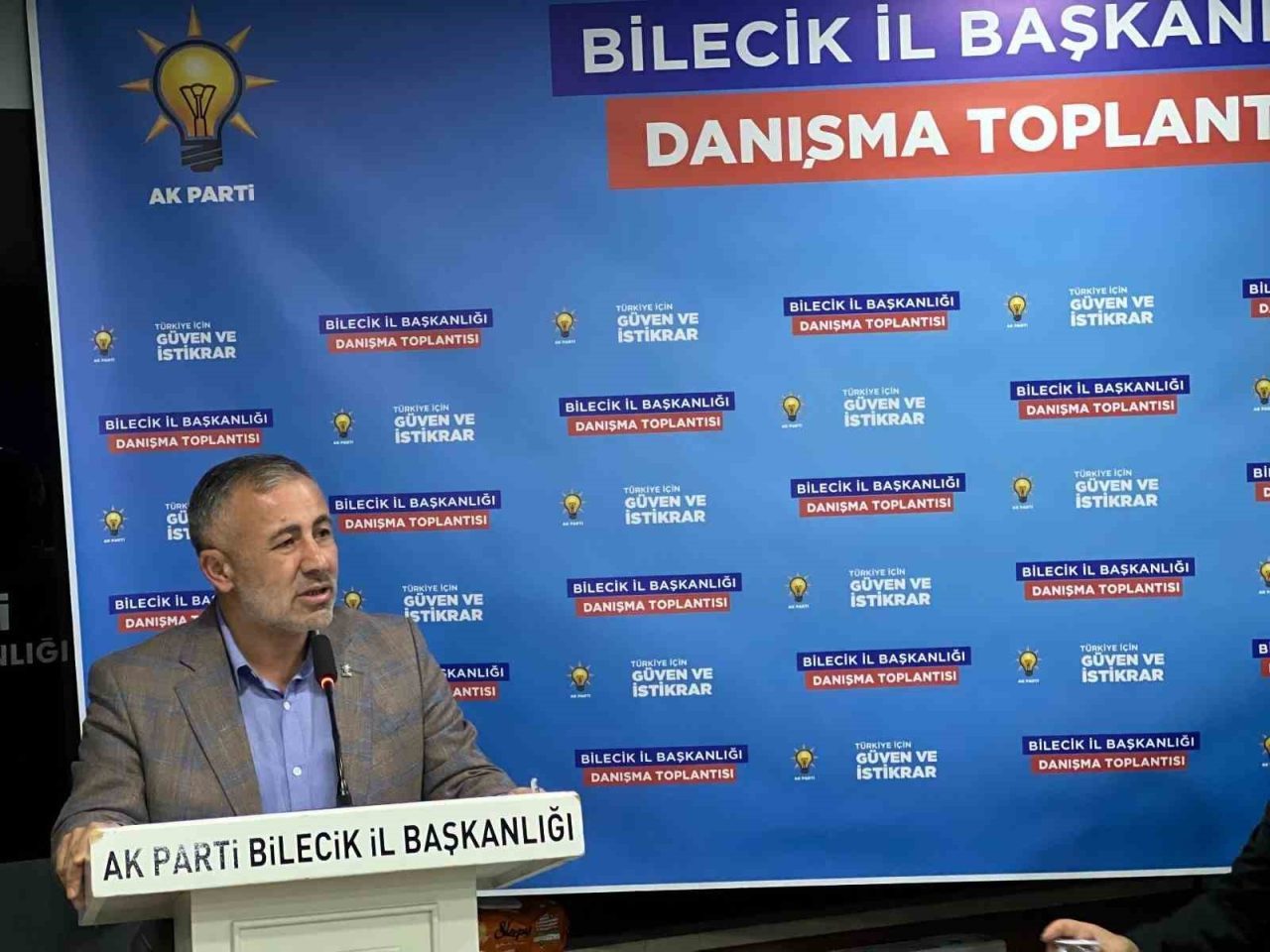 AK Parti Bilecik İl Başkanı Serkan Yıldırım’ın başkanlığında Daraltılmış İl