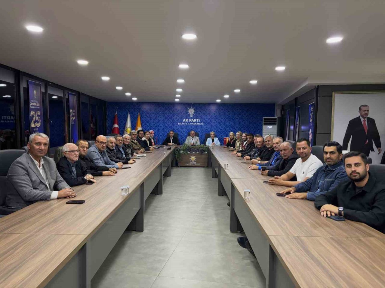 AK Parti Bilecik İl Yönetim Kurulu, İl Başkanı Serkan Yıldırım’ın